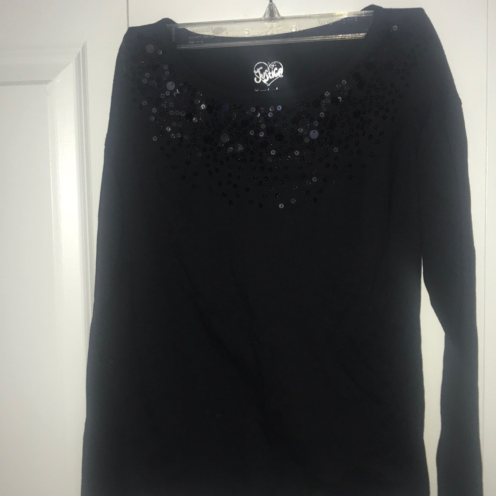 A black long sleeved tee, with black sequins!!